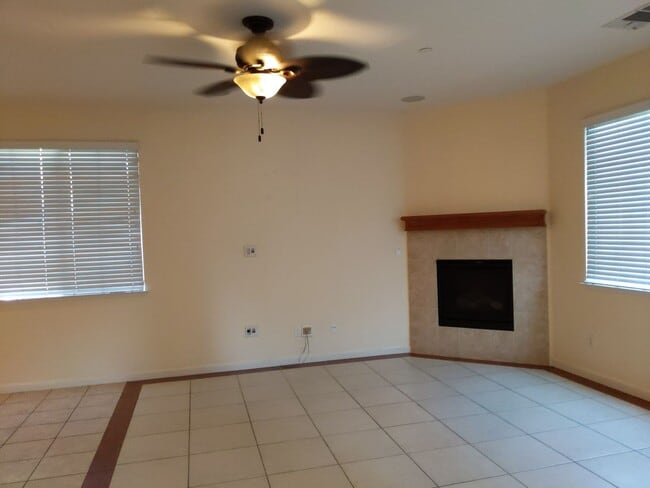 769 Embassy Cir