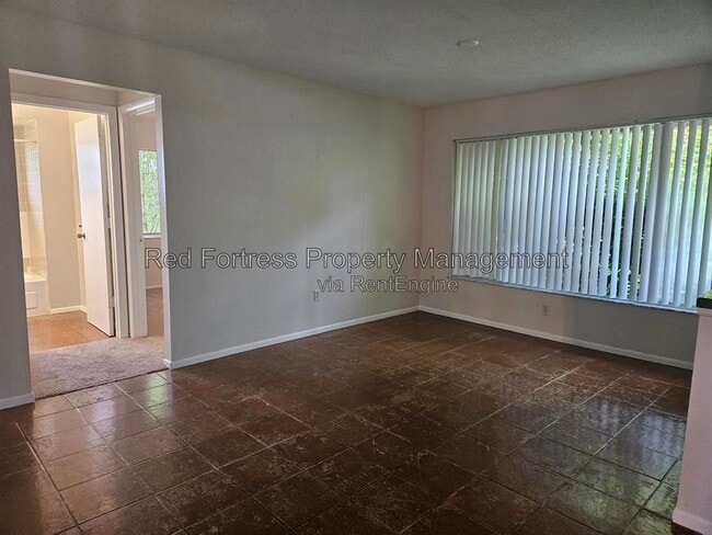 Photo - 11 SE 20th Ct