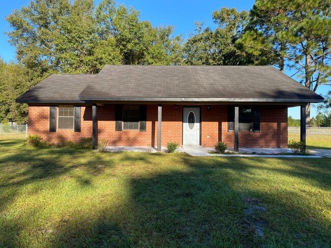 Building Photo - 15 Patricia Ln Rental