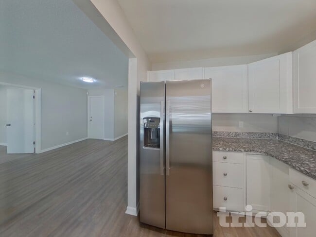 Photo - 6969 Briarwood Ave N