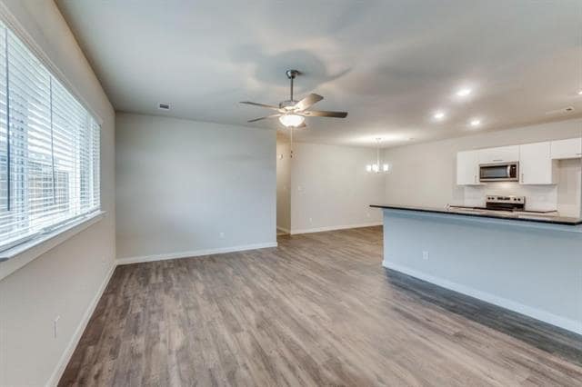 Photo - 644 Blackland dr