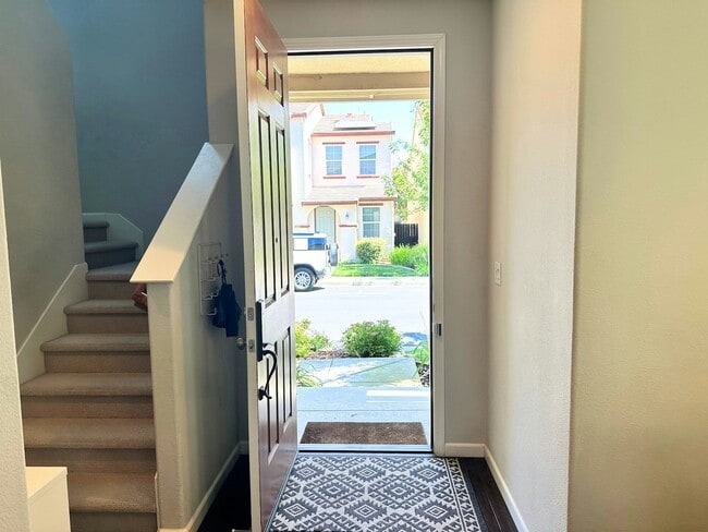 3682 Verona Terrace
