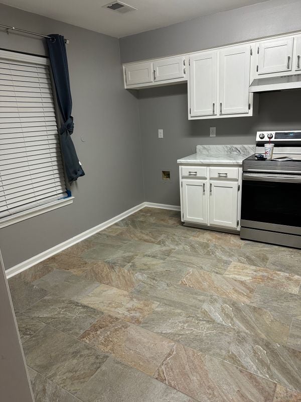 Photo - 8085 Creekwood Cir E