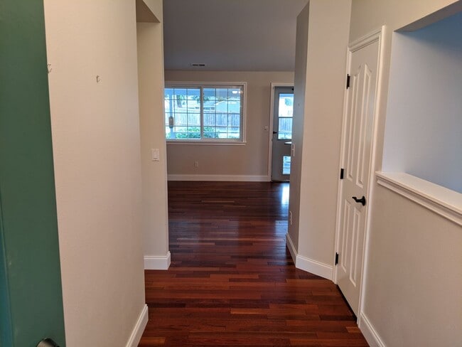 Photo - 4703 Cypress Dr