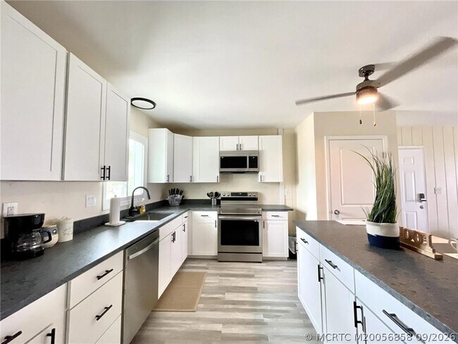1156 S Ocean Dr