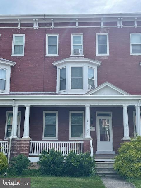 Building Photo - 308 N Stratton St Rental