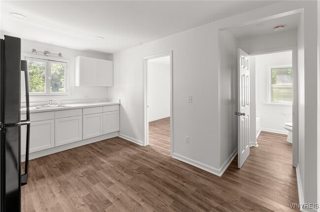 Photo - 8521 Sheridan Dr