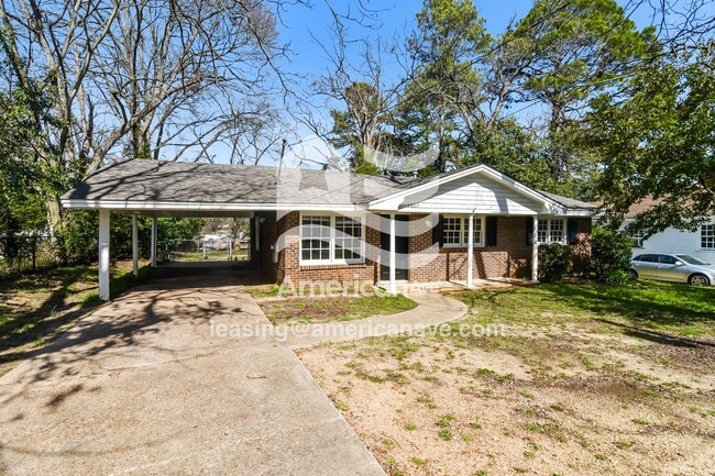 Photo - 2607 Plum St