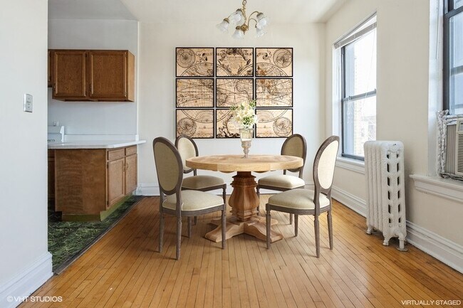 Photo - 1200 W Addison St Unidad 3E