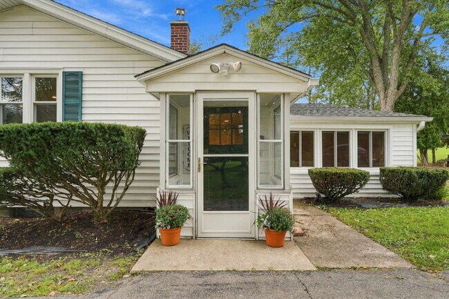 Photo - Furnished 3-Bedroom Single-Family Home in West Falls