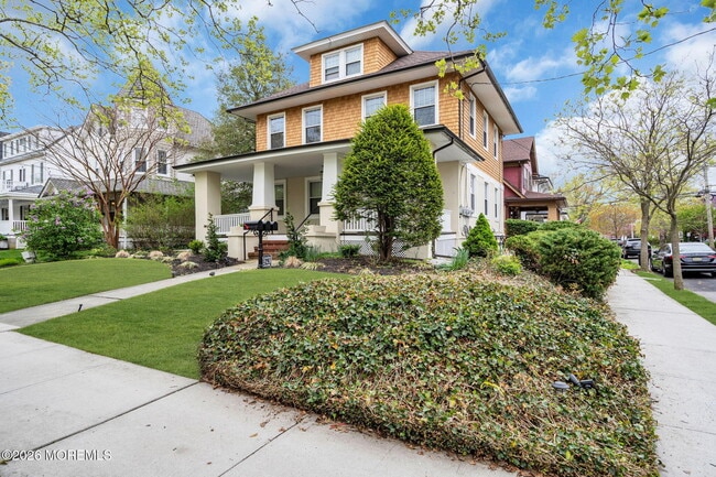 Photo - 614 7th Ave
