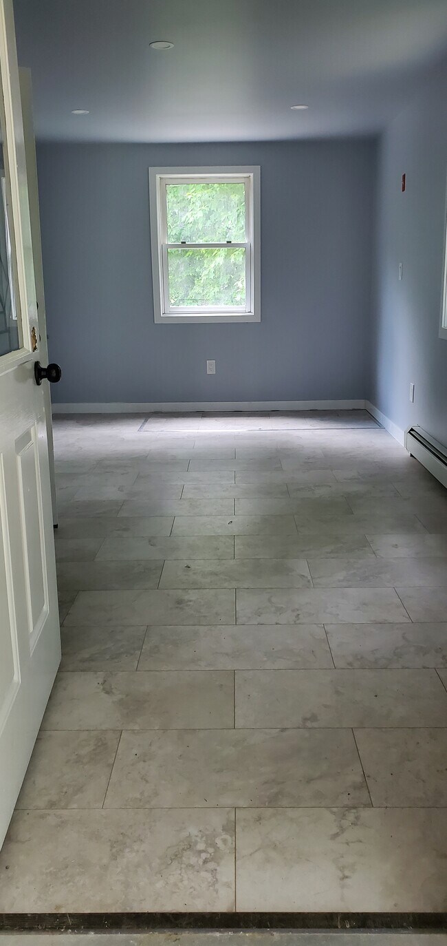 mud room/ storage - 2014 US Route 3 Unit # 1