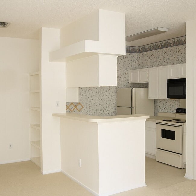 Photo - Beautiful 1-Bedroom Loft Near the Medical Center!