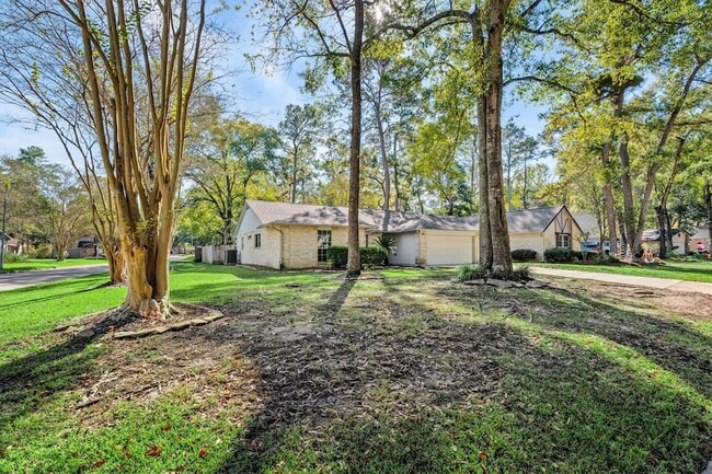 Photo - 3738 Clear Falls Dr