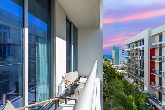 Building Photo - 777 N Ocean Dr Unit ID1227232P Rental