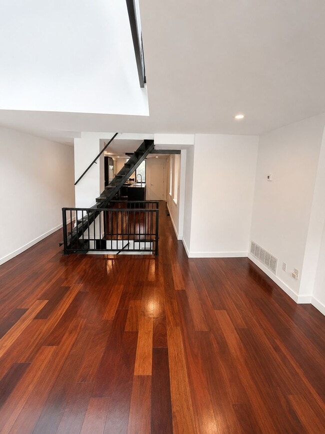 Photo - 1345 E Berks St