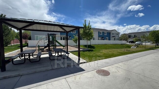 Photo - 164 N 450 W St