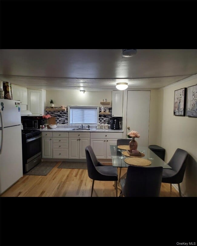 Photo - 368 Union Ave