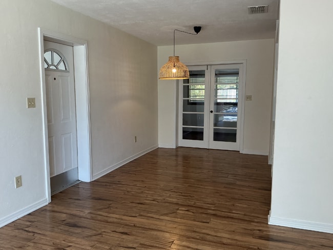 Photo - Spacious 3-Bed Home in Cleveland Heights