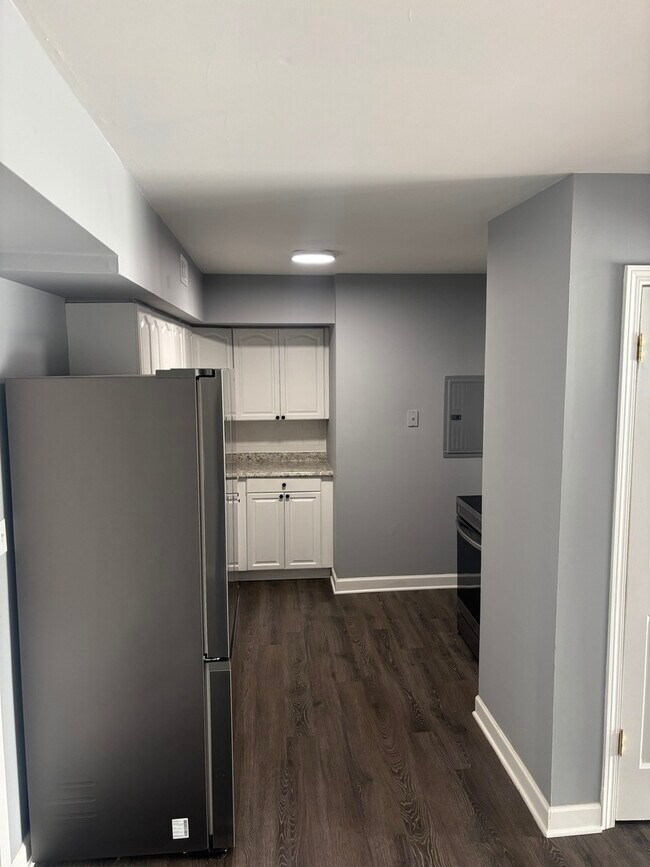 Photo - 787 Wilson Ave Unit 10