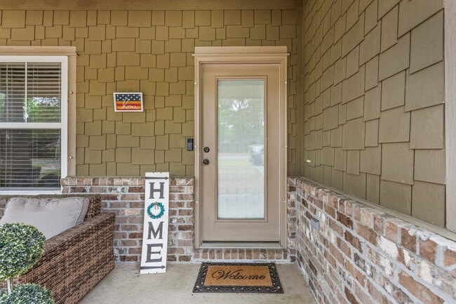 Photo - Modern Home in the Heart of Niceville!