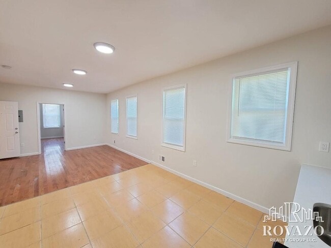 Photo - 364 21st St Unidad 2