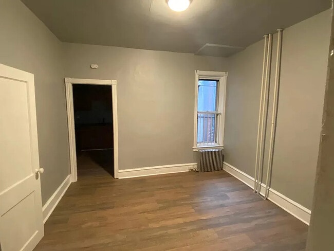 Photo - 16 N Ruby St