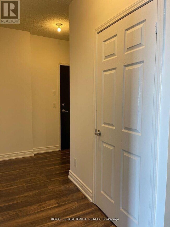 Photo - 388 Prince of Wales Dr Unité 3110