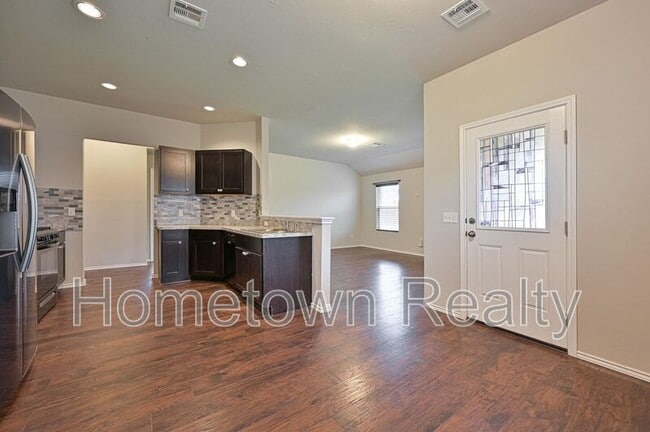 Photo - 9708 High Noon Rd