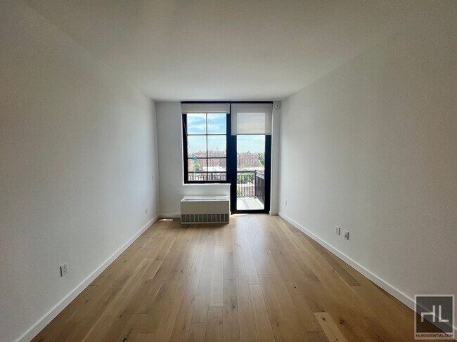 Northern Blvd | Flushing | Penthouse, 1BR/1BA w/Private Balcony, W/D & NO Broker's Fees!