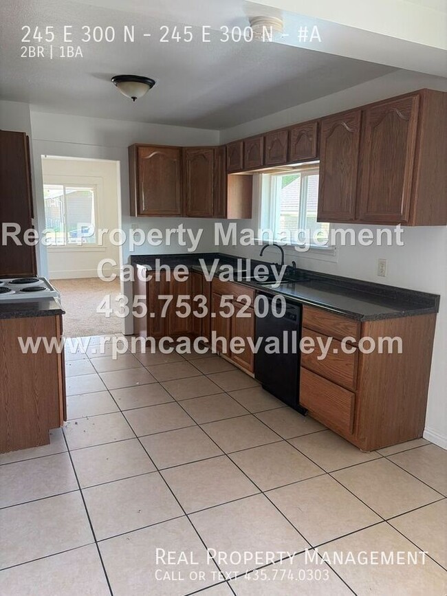 Photo - 245 E 300 N Unit #A