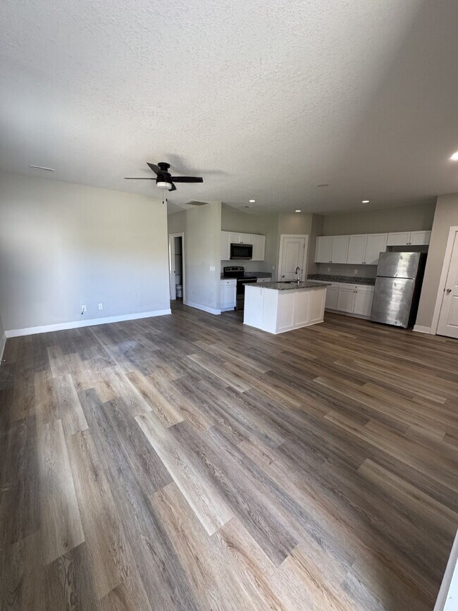 Photo - 5250 N Cypress Cir