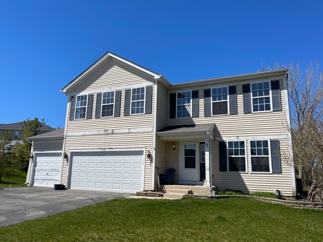 Building Photo - Single Family Home for Rent in Marengo! Available Mid August 2026!