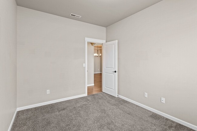 Photo - 500 N 75th Ave