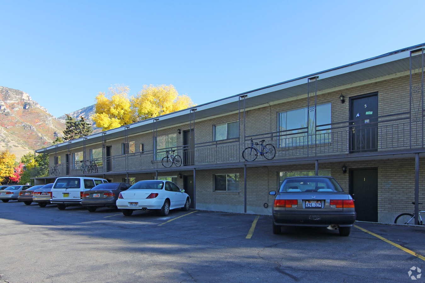 Photo - Brookview Apartments