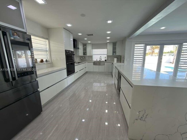 Photo - 4801 W Park Rd