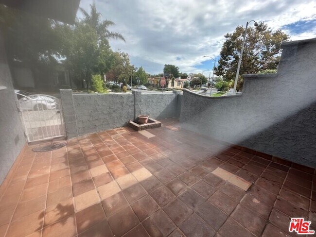 Photo - 1601 Stearns Dr