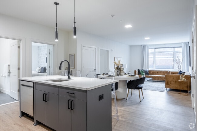 Interior Photo - 20 Grand Rental