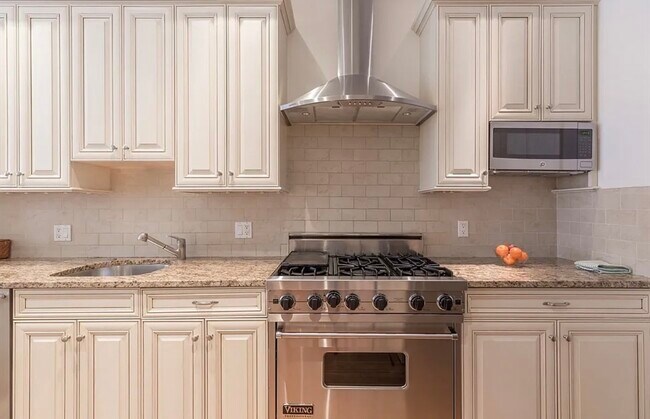 Photo - 212 Beacon St Unit 2