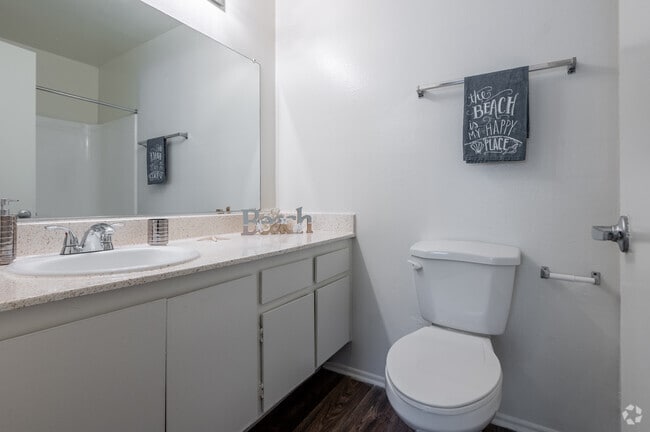 1BR, 1BA - 721SF