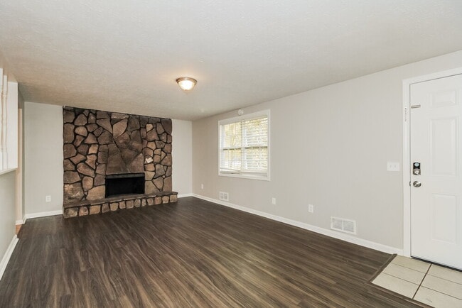 Photo - 4031 Yeager Rd