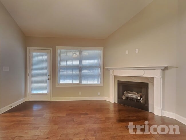 Photo - 1489 Coronado Dr