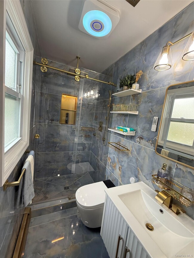 Photo - 10 Candlewood Rd