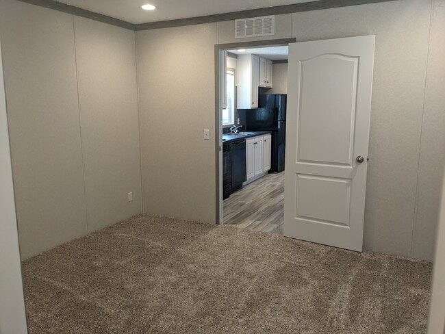 Photo - 3617 N Grand Ave E