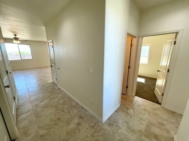 5558 Eagle View Rd