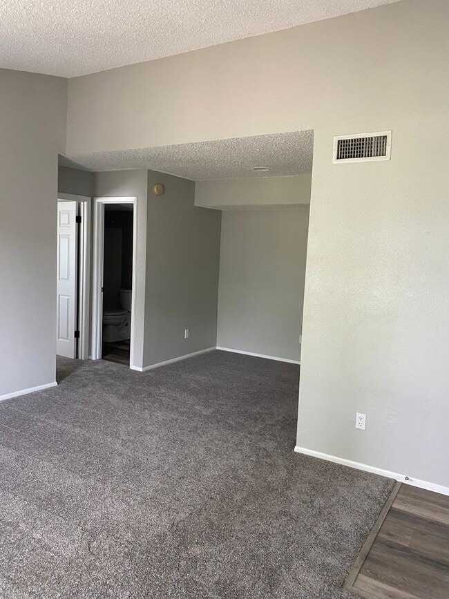 Photo - 3756 Idlebrook Cir Unit 3756 Idlebrook 214