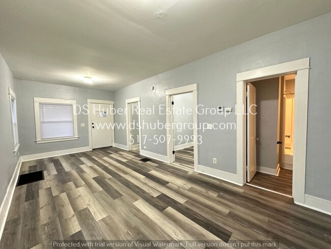 Newly Renovated 3 bed 2 bath house!!! - Newly Renovated 3 bed 2 bath house!!!