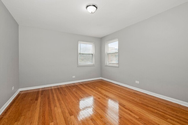 Photo - 7770-78  S South Shore Drive Chicago, IL 60649