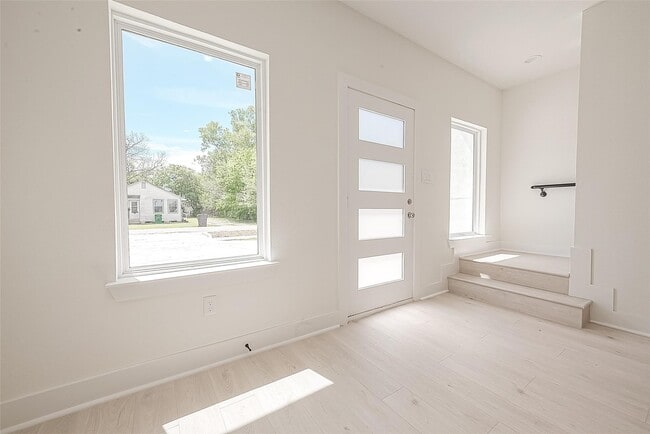 Photo - 4135 Mallow St
