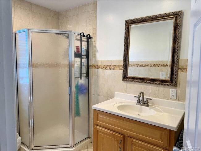 Photo - 38 Manorhaven Blvd Unit 38